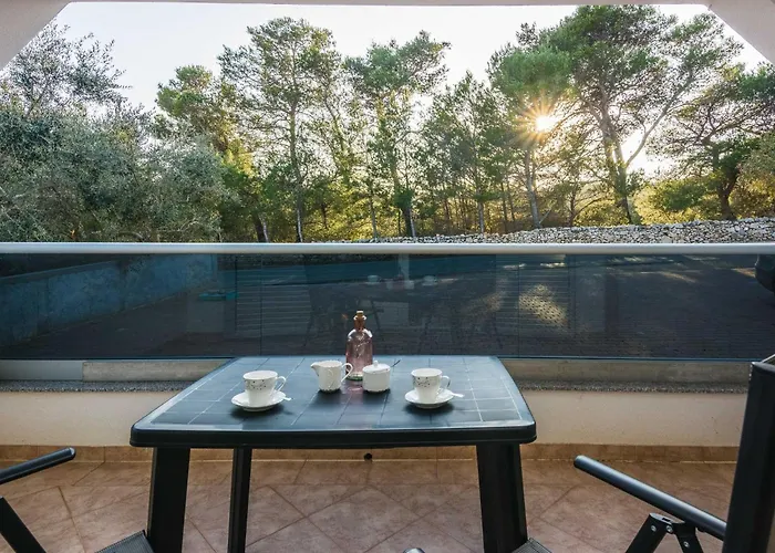 Vujeva By Interhome Apartman