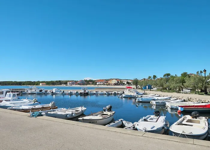 Vujeva By Interhome Vir