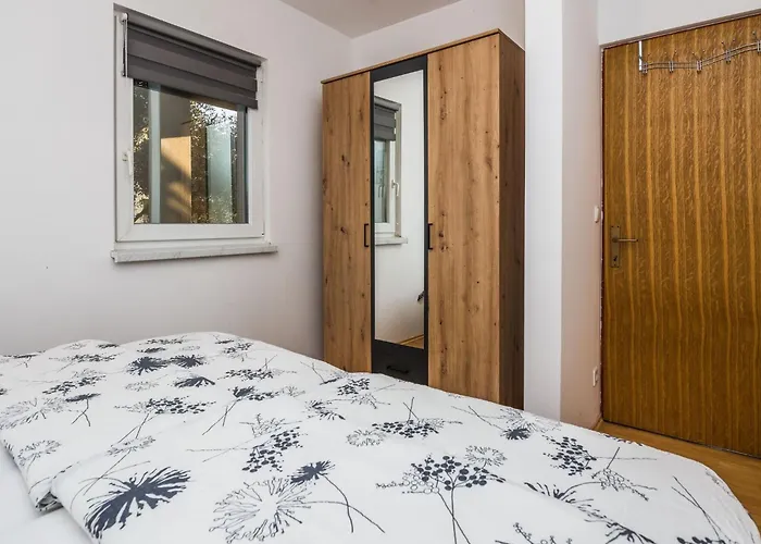 Vujeva By Interhome ויר