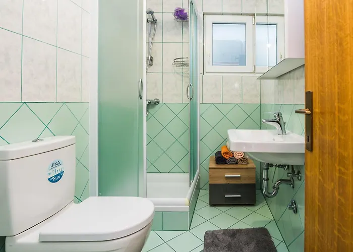 Vujeva By Interhome ויר